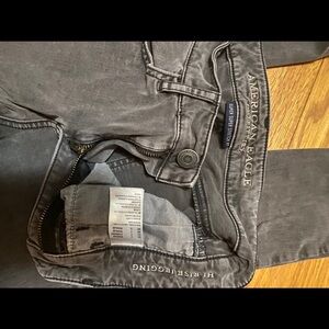 American Eagle Hi-Rise Jegging